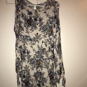 American Eagle split shoulder dress